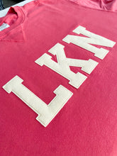 Load image into Gallery viewer, LKN Appliqué Beach Wash Crewneck Sweatshirt -Fruit Punch Pink