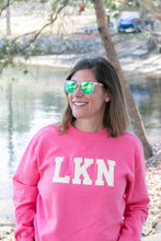Load image into Gallery viewer, LKN Appliqué Beach Wash Crewneck Sweatshirt -Fruit Punch Pink