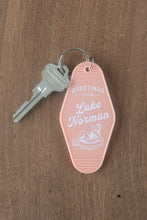 Load image into Gallery viewer, Greetings from Lake Norman Vintage Motel Keychain
